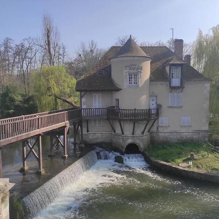 Gite Les Petites Bruyeres Veneux-les-Sablons ภายนอก รูปภาพ